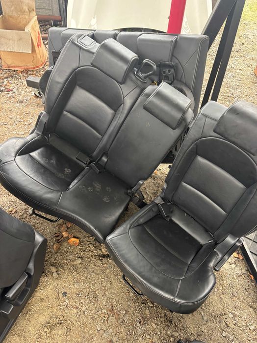 Nissan J10 +2 wnętrze kanapa, fotele wersja UK