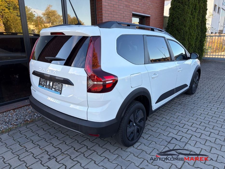 Dacia Jogger 1.0 benzyna / 110 KM / 7- osobowy / 6 biegów / zadbany / zamiana