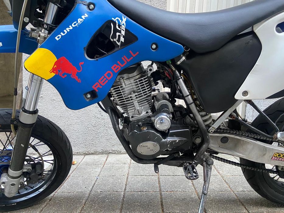 AJP PR4 SUPER MOTARD 125