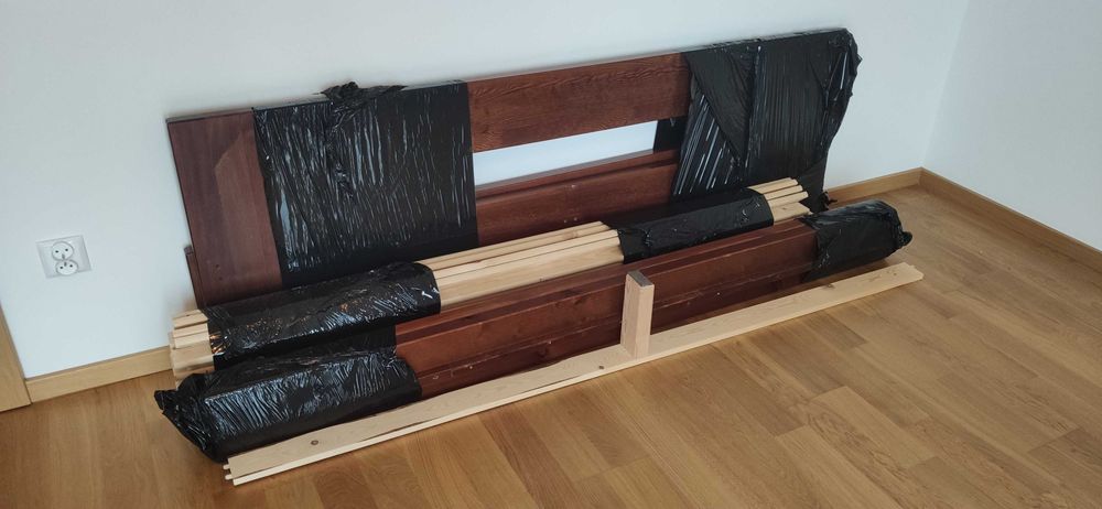 Solidna rama łóżka z litego drewna 180x200cm, gr. 4cm, prod. Borkała