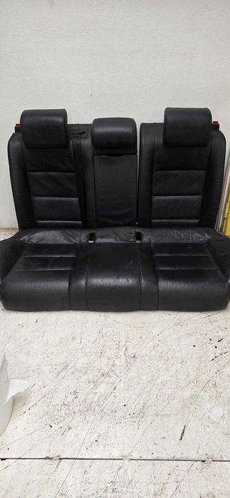 Bancos Audi A4 B7 em Pele (Elétricos)