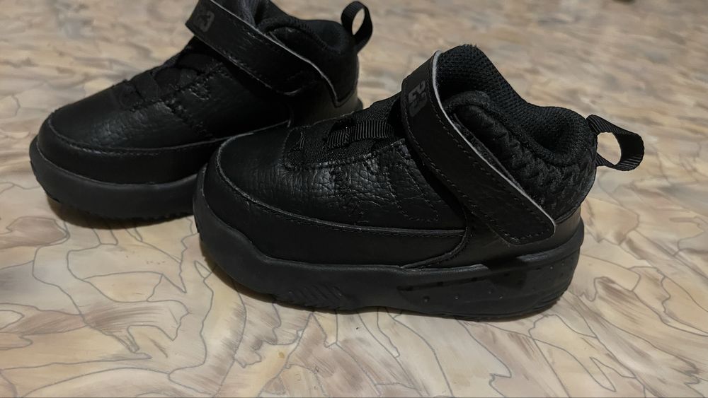 Детские теплые оригинальные кроссовки jordan