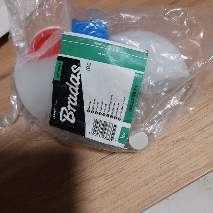 Wylewka IBC Paletopojemnik  mauzer