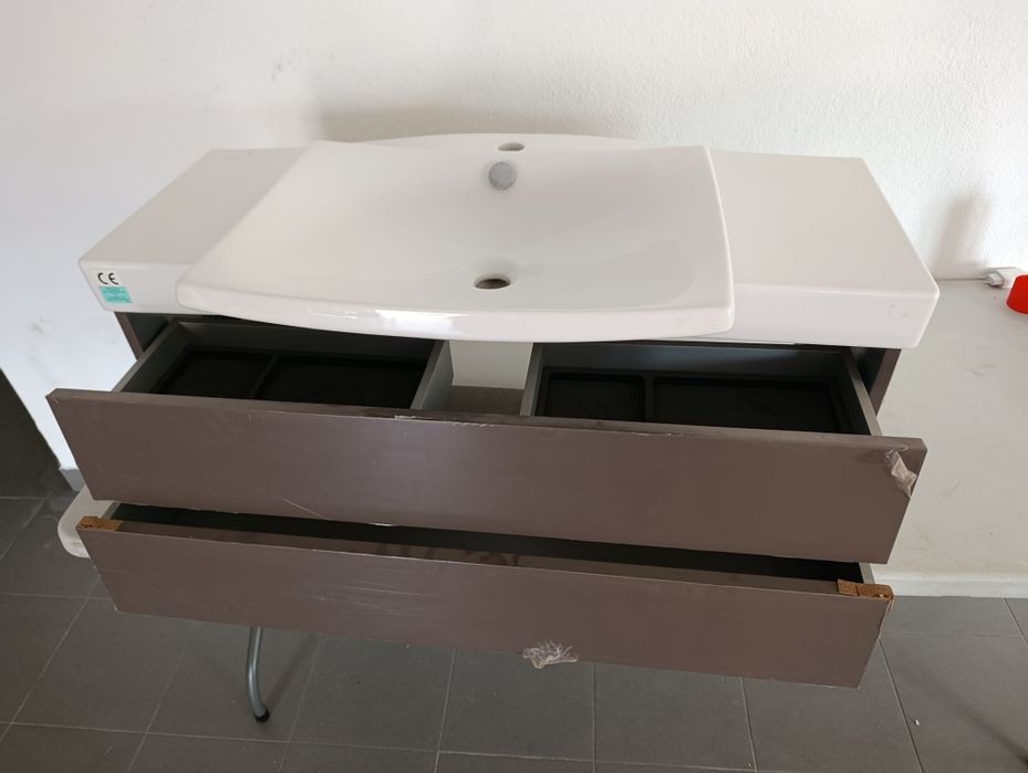 Movel de casa de banho