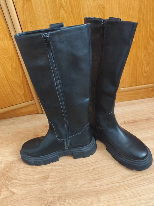 Kozaki na grubej podeszwie h&m  37