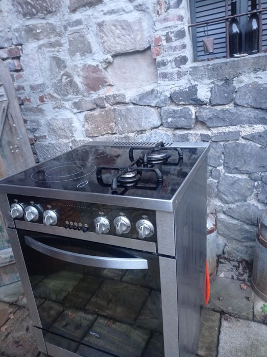 Kuchnia gazowo elektryczna 2x płyta ceramiczna 2x palnik gazowy Amica