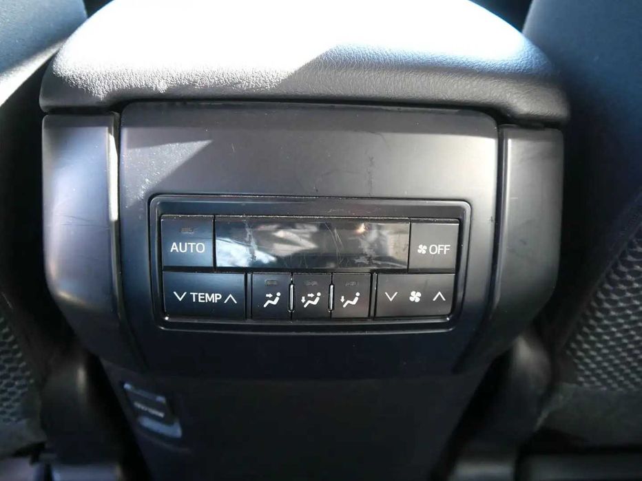 Toyota Land Cruiser Prado 2.8 D4 Comfort Європа
