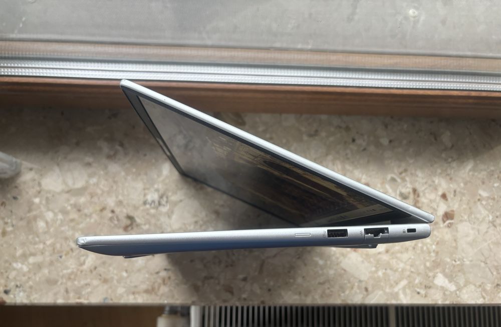 Hp ProBook 445 G11 Ryzen 5 7535u 8gb Ram 256gb NVME 14” WUXGA IPS