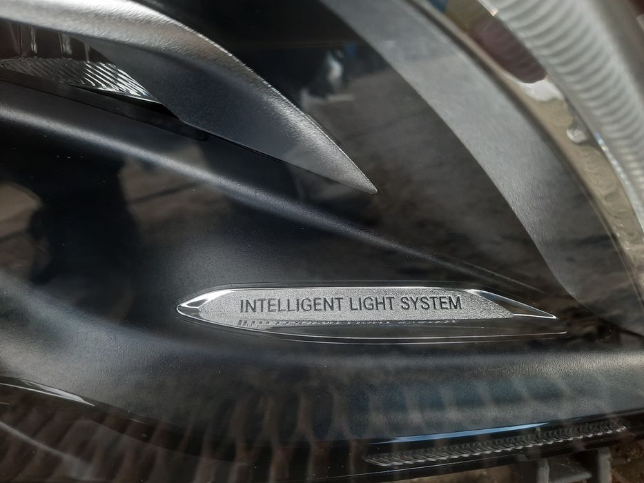 Фара ,Фари Мерседес Фара ,Фари Мерседес GLA w156 w156