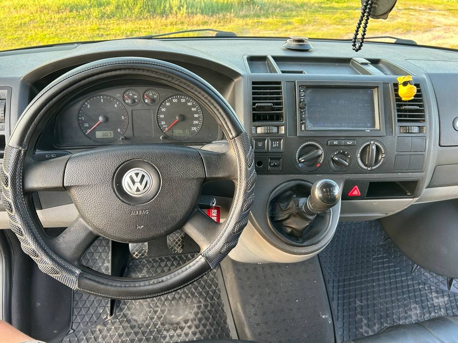 Volkswagen Transporter Т5. 2006рік