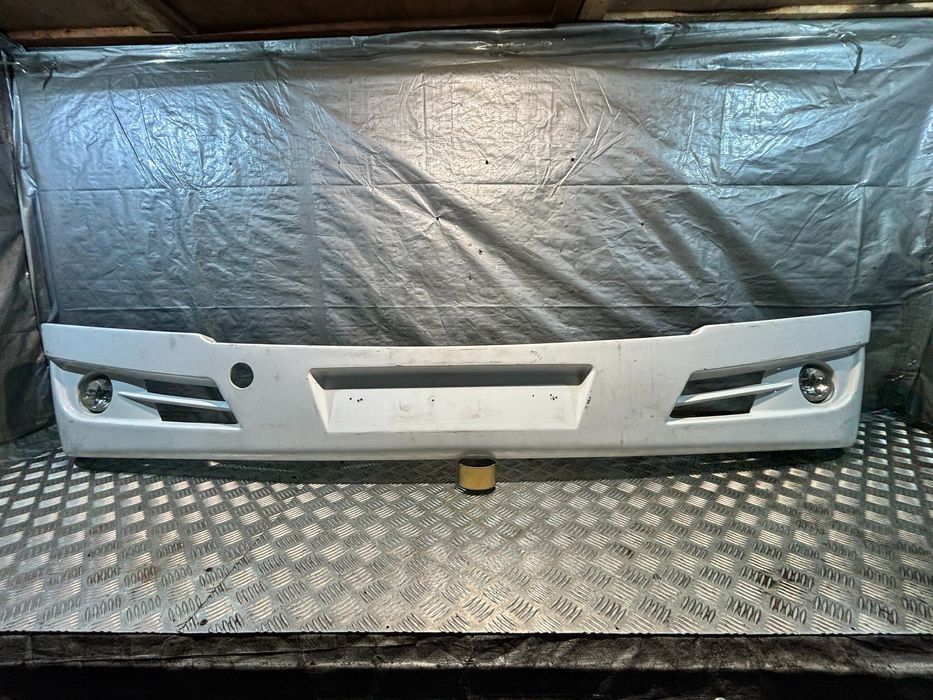 Zderzak Przód Isuzu Turquoise Autobus