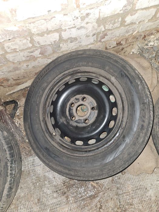 Диски на vag с шинами R15