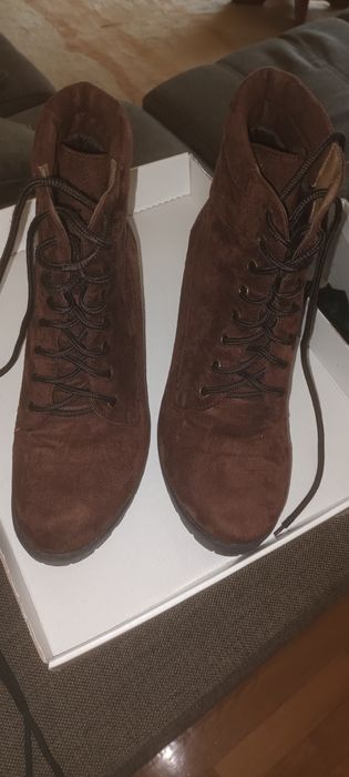 Botins senhora como novos