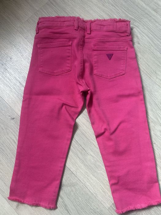 Spodenki do kolan z firmy guess Nowe