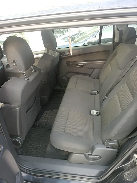 Opel Zafira B OPC Line