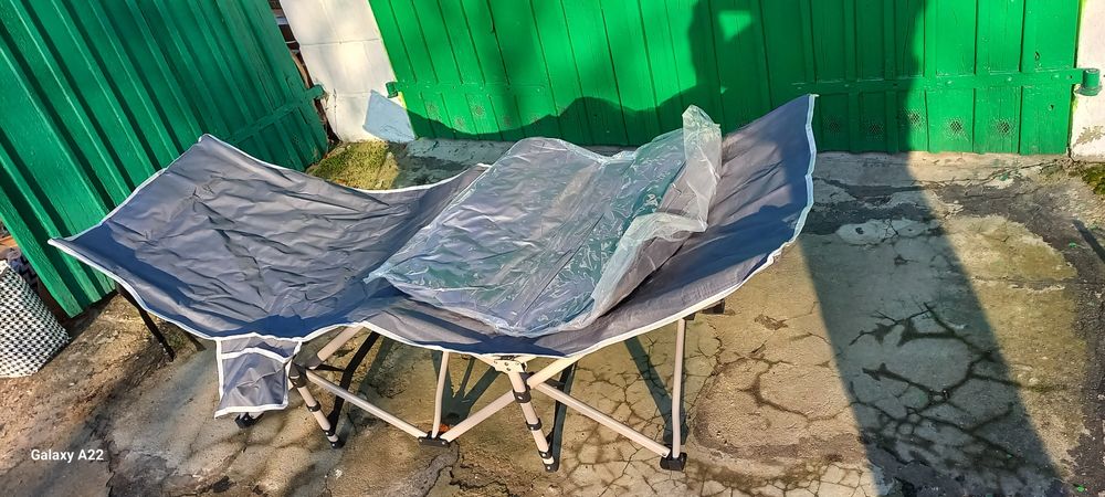 Zestw 2 łózek kampingowych