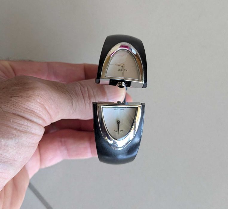 Relógio Suíço Alfex Bango Time Collection 5515