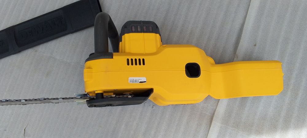 Акумуляторна ланцюгова пила DeWalt DCCS677,  60v , Оригінал, США