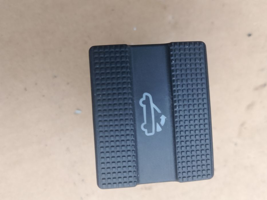 Przełącznik otwierania dachu  VW Volkswagen Golf 3 lift cabrio 1E0959727