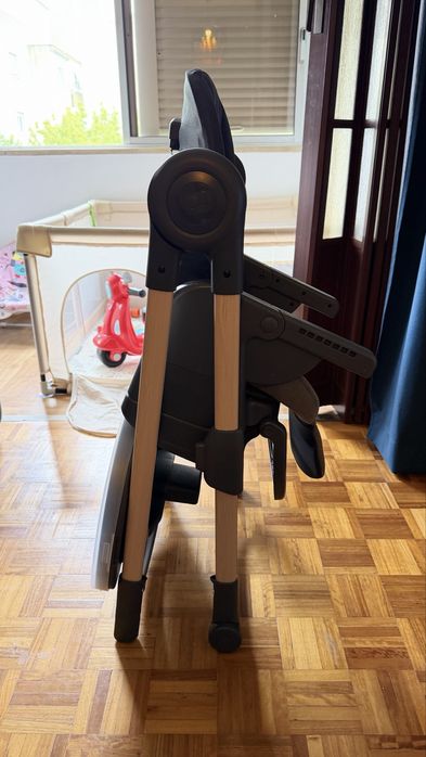 Cadeira alimentacao Maxi Cosi Minla Plus