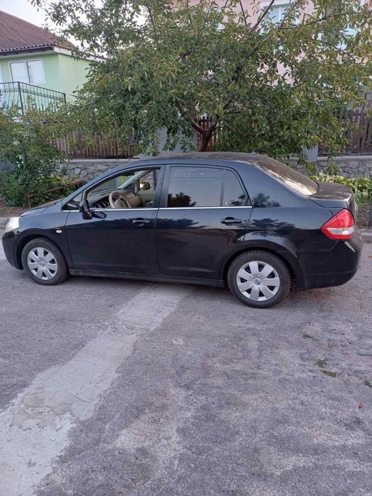 Продам Nissan Tiida