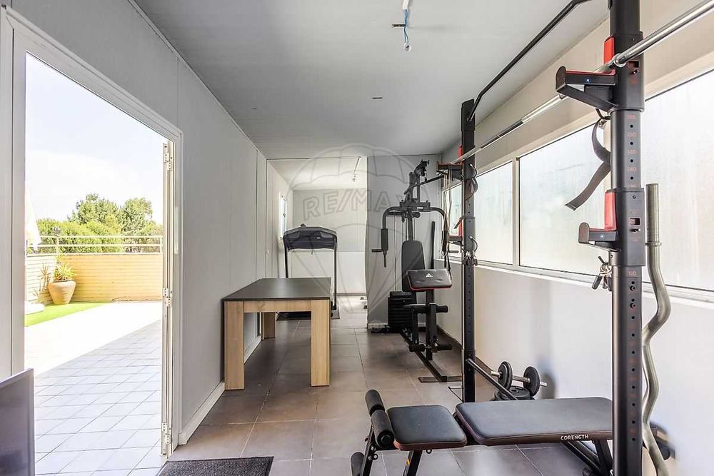 Apartamento T2 com terraço