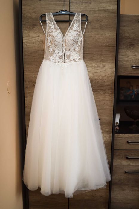 Suknia ślubna - pięknie się mieni