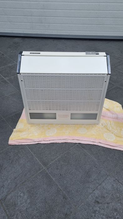 Воздухоочиститель вытяжка для кухни элион ( новый ).