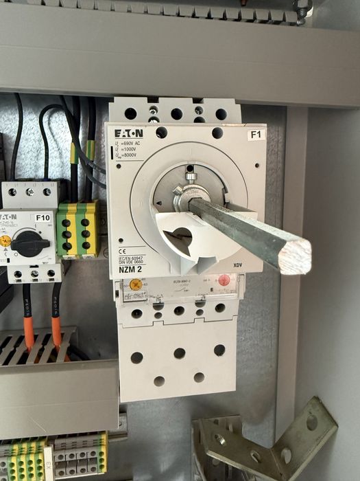 Wyłącznik mocy NZM1 63A EATON