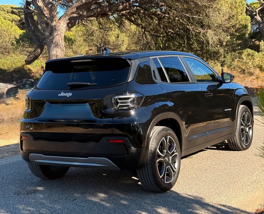 Jeep Avenger Summit529847237550417924