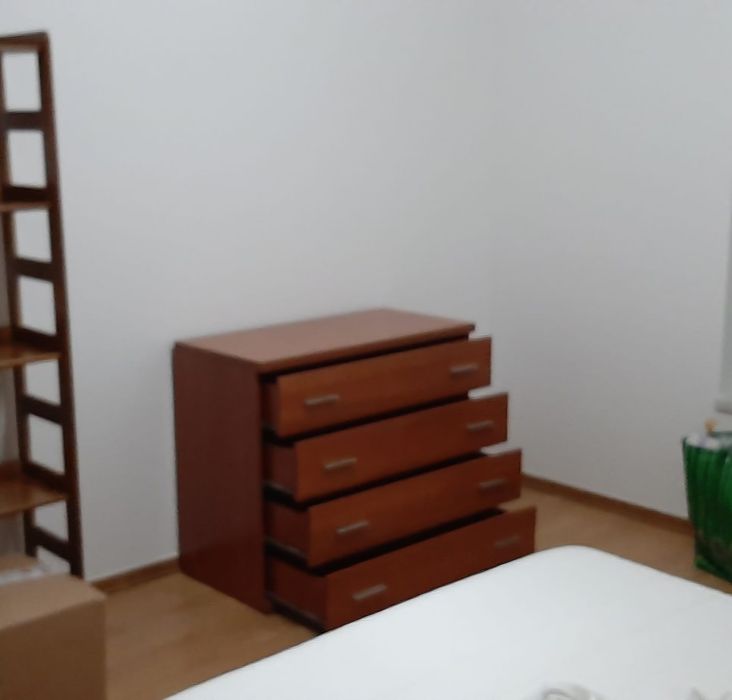 Mobília de quarto completa ( sem colchão )