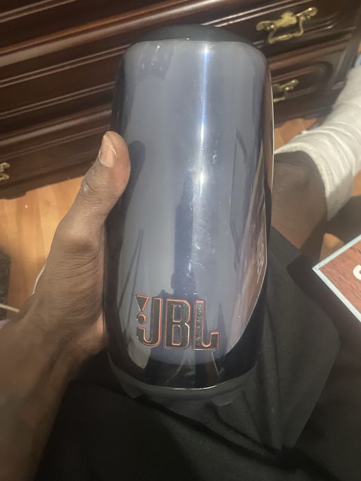 JBL PLUSE 5  semi usada