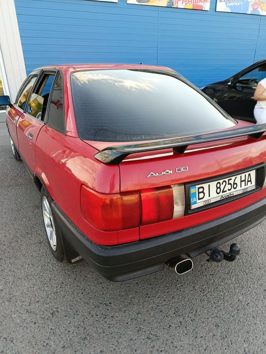 Audi 80 b3 1.8 бензин