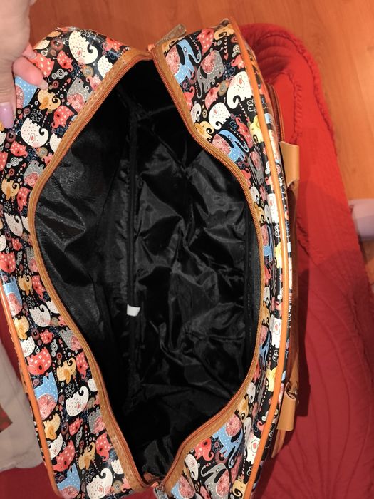 Mala de viagem usada uma vez