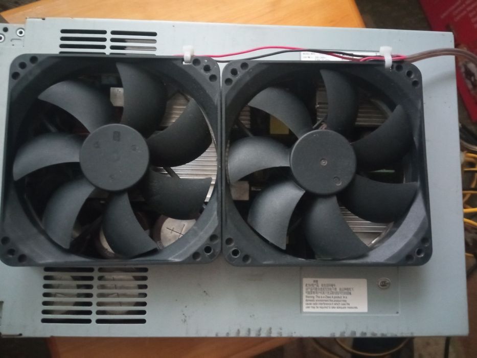 Серверний блок живлення 2000W