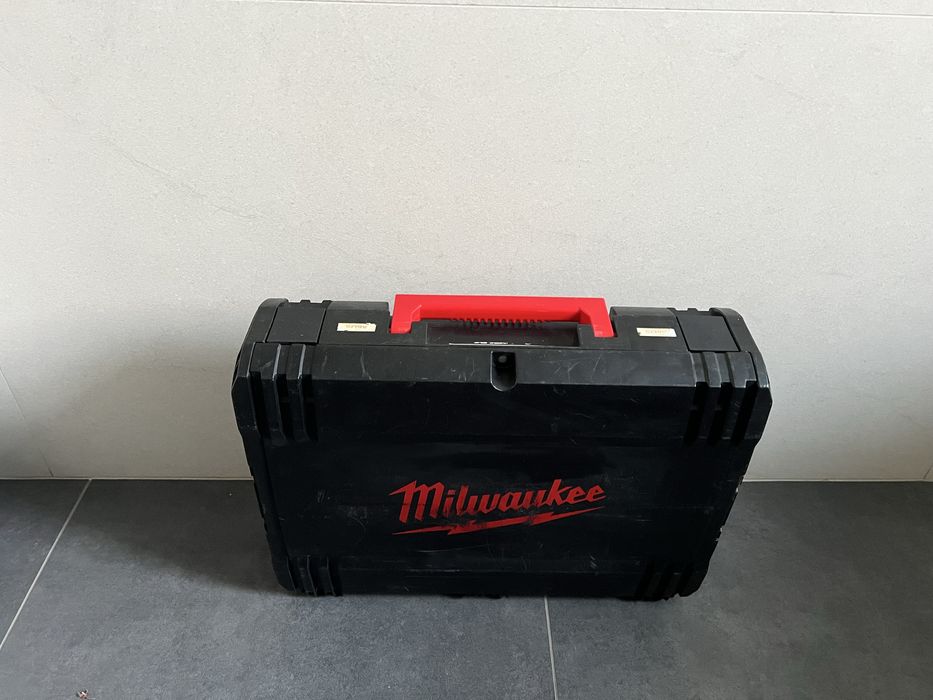 Безщітковий Акум.ударний шуруповерт Milwaukee M12 CPD