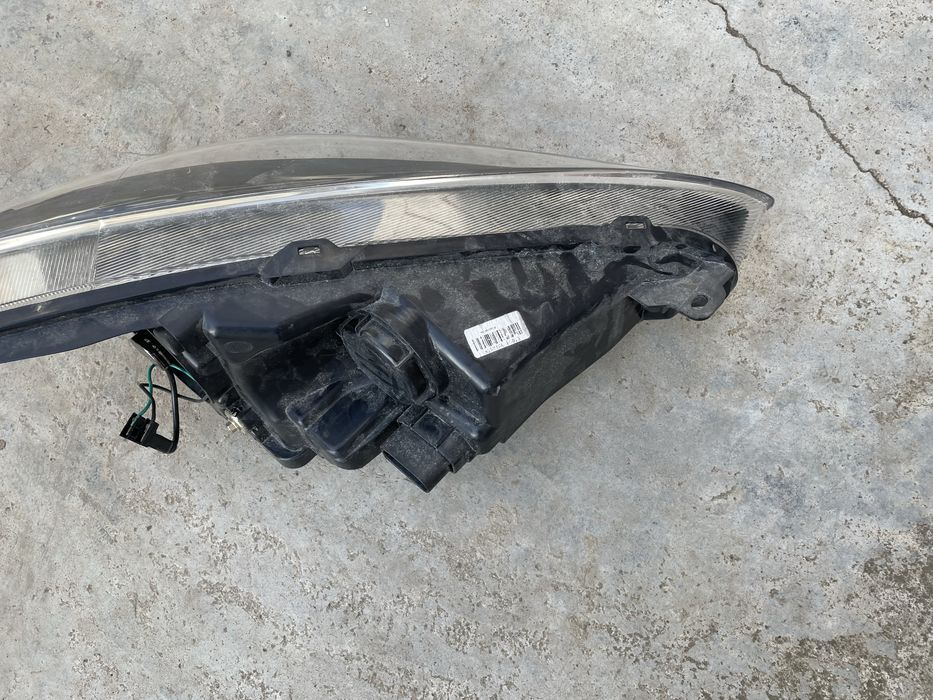 Ліва фара Ford Focus 3 Led