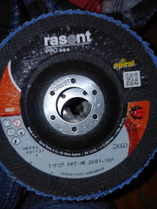 Пелюстковий шліфувальний диск круг