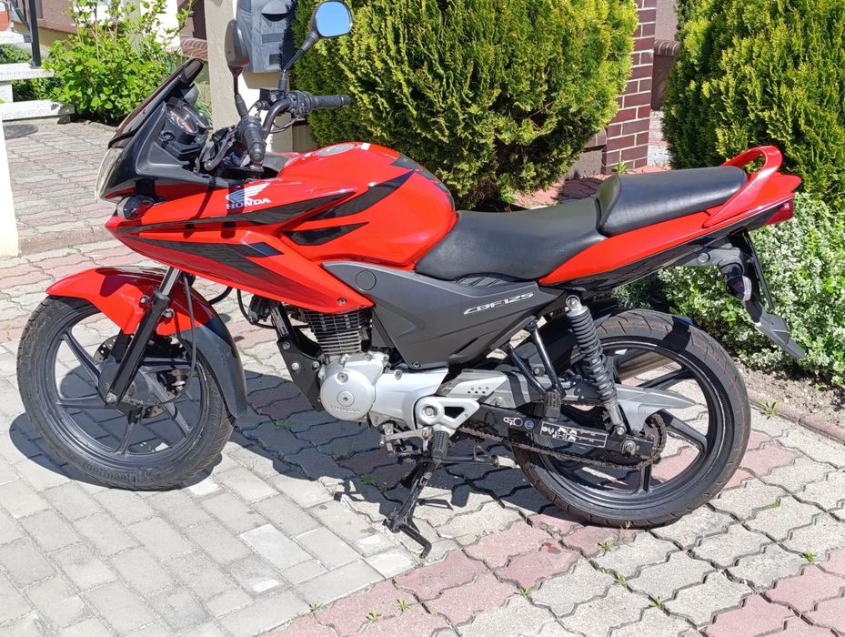 Honda CBF Sprzedam motocykl Honda CBF125M