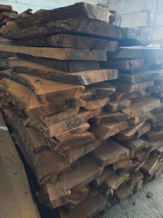 Продам доску Горіх