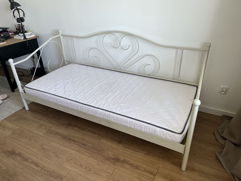 Metalowe łóżko rama, stelaż, materac 90x200