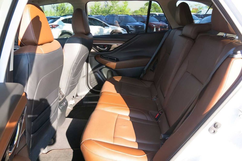 Subaru Outback      2024