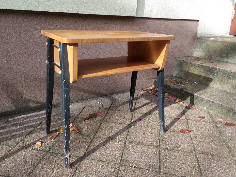 Stolik RTV "Patyczak", model 600-203 A, lata 60-te