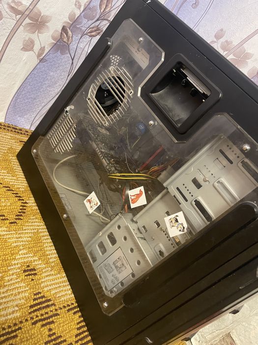 Ситсменый блок/ компьютер. Монитор в ПОДАРОК