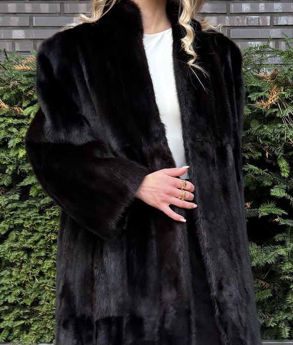 Норкова шуба nafa saga mink якість