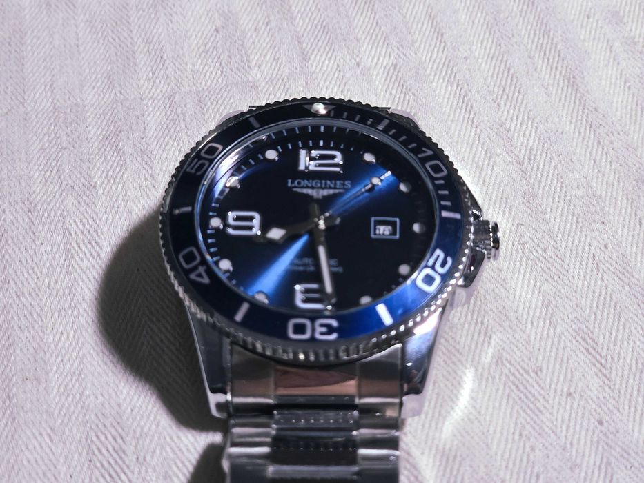 Часы Longines HydroConquest