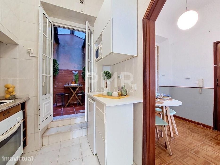 Apartamento T1 nos Anjos