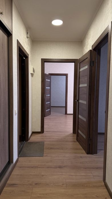 Продам 3-кімнатну квартиру в самому центрі Кропивницького по вулиці Театральна