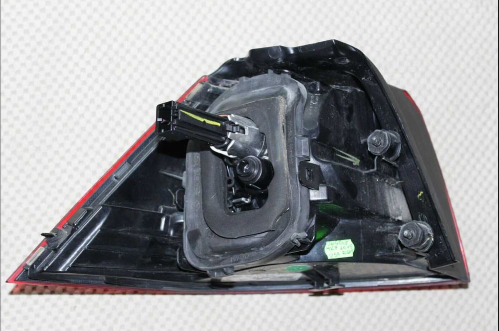 Farolim traseiro direito VW GOLF MK7/MK7.5