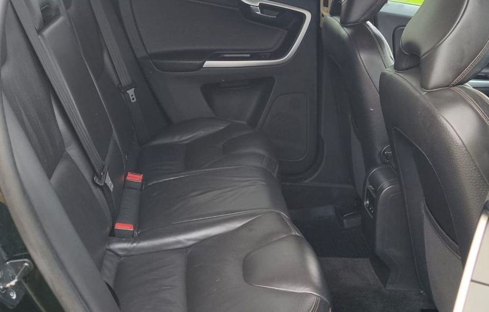 Продам Volvo XC60 2,4 Diesel  у хорошому стані